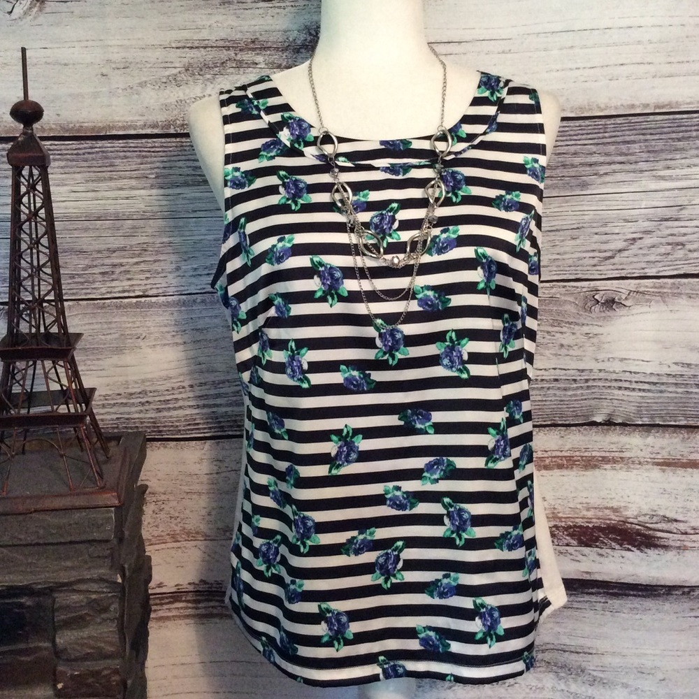 NWOT Ann Taylor Sleeveless Top